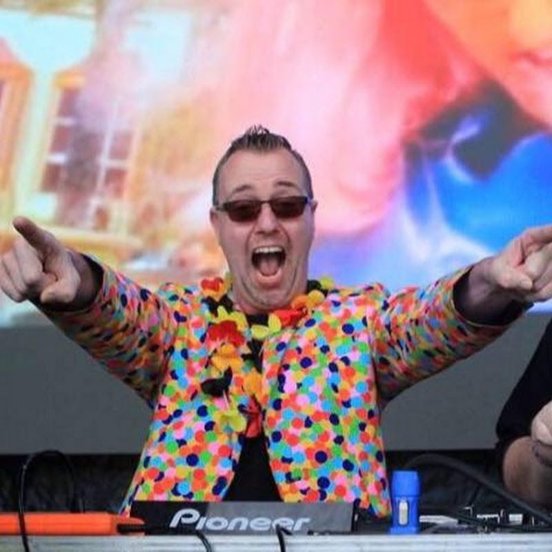 We Are The 90´s & DJ Skoge
