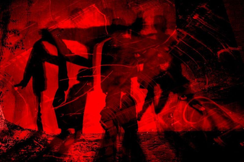 Flying Moon In Space (DE)