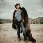 Willi Carlisle (US) & Creekbed Carter Hogan (US)