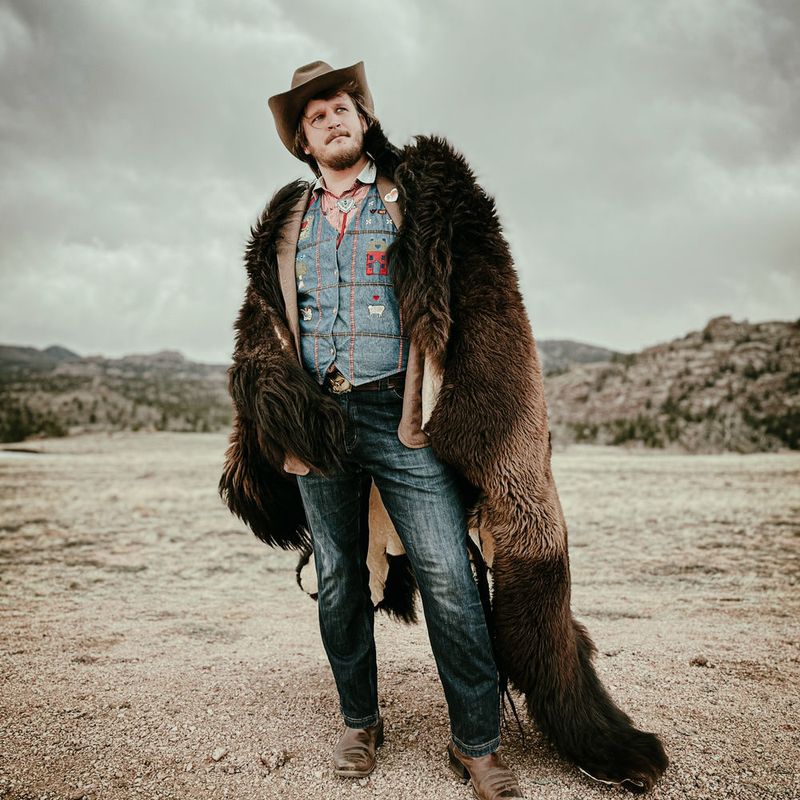 Willi Carlisle (US) & Creekbed Carter Hogan (US)